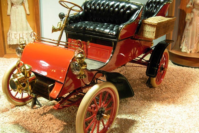 Automobile